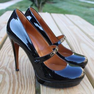 Gucci Vernice Crystal Nero Black Patent Leather Pump Sz 7-7.5 (38)
